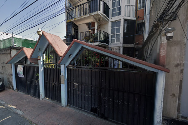 Foto de inmueble en Calle Comandante Blanquel 27 #27, Col. Observatorio C.P. 11860, Miguel Hidalgo