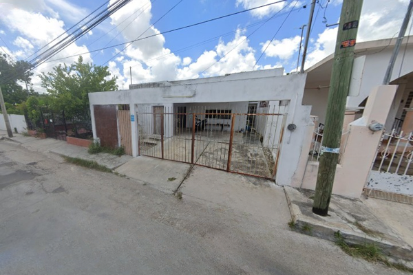 Foto de inmueble en Calle 92, Col. Obrera C.P. 97260, Mérida