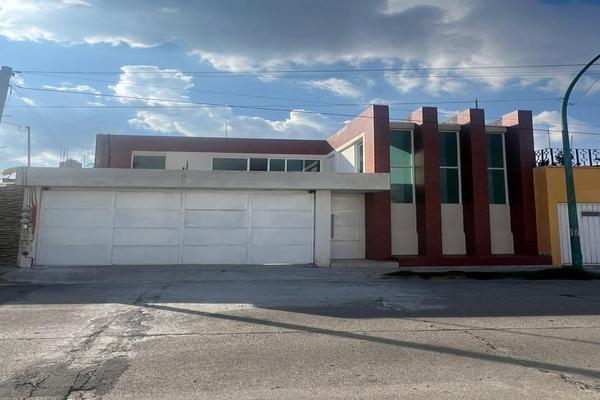 Foto de inmueble en , Col. Federal (Adolfo López Mateos) C.P. 50120, Toluca