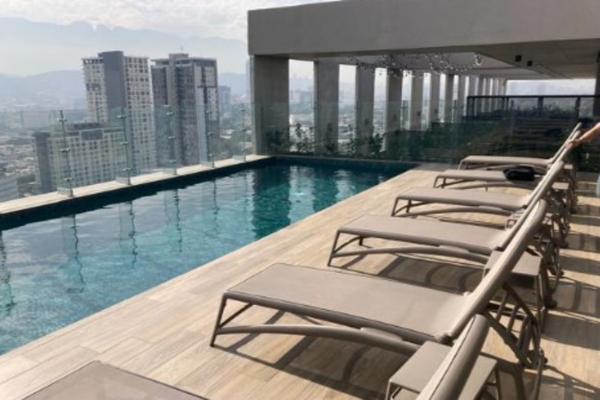 Foto de inmueble en Felix U. Gomez, Col. Desarrollo Urbano Reforma C.P. 64018, Monterrey