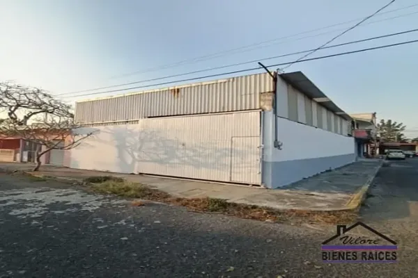 Foto de inmueble en  , Col. Fernando López Arias C.P. 91820, Veracruz