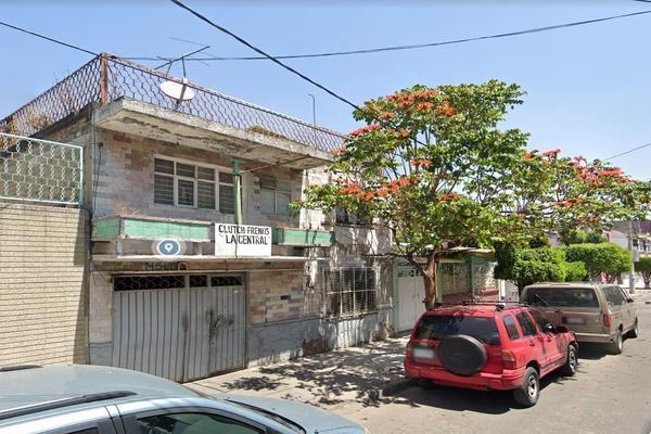 Foto de inmueble en FERNANDO MONTES DE OCA, Col. Guadalupe del Moral C.P. 09300, Iztapalapa