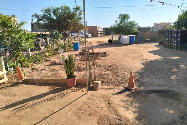 Foto de inmueble en Fernando Robles, Col. Gómez Morín C.P. 22842, Ensenada