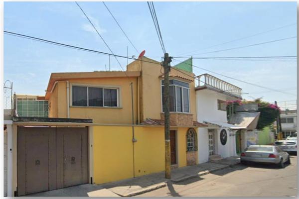 Foto de inmueble en DEL VOLADOR  #104, Col. San Juanito C.P. 56120, Texcoco