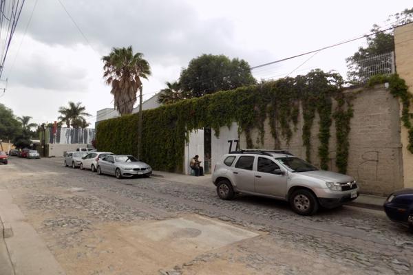 Foto de inmueble en Calla San Alfonso  #77, Col. El Campanario C.P. 45234, Zapopan
