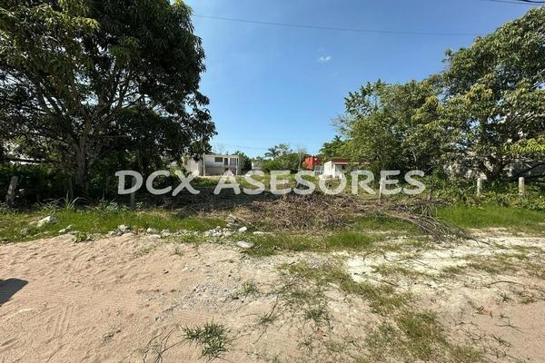 Foto de inmueble en Filadelfio Lopez Javier, Col. San Francisco C.P. 86330, Comalcalco