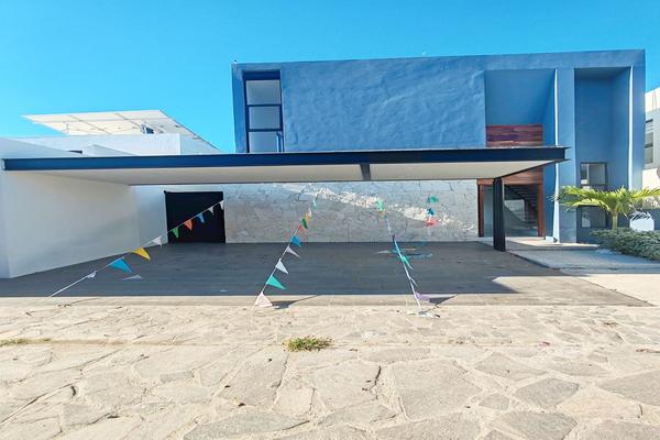 Foto de inmueble en Florencia, Col. Puerta Paraíso C.P. 28018, Colima