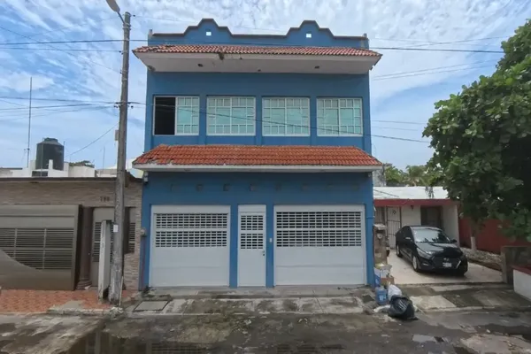 Foto de inmueble en  , Col. Flores Del Valle C.P. 91948, Veracruz