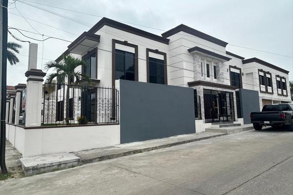 Foto de inmueble en  , Col. Flores C.P. 89220, Tampico