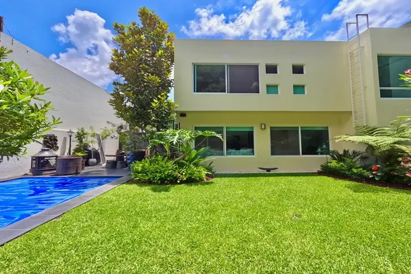 Foto de inmueble en Forest Hill #-, Col. Junto al Río C.P. 62584, Temixco