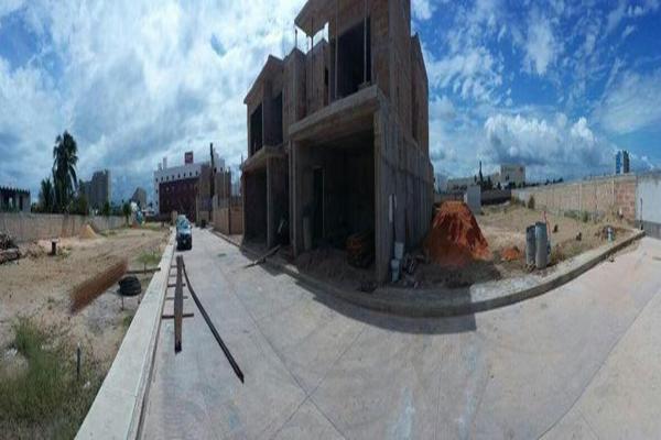 Foto de inmueble en Fracc. Mar Residencial frente a Plaza Forum., Col. Santa Rosa C.P. 96538, Coatzacoalcos