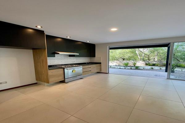 Foto de inmueble en Fracc. Mirasoles Residencial, Col. Loma de la Floresta C.P. 58085, Morelia