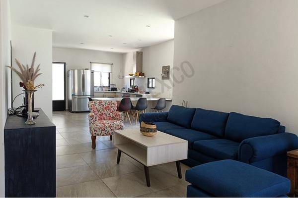 Foto de inmueble en Fraccionamiento Monte Real  1, Col. Centro Sur C.P. 76090, Querétaro