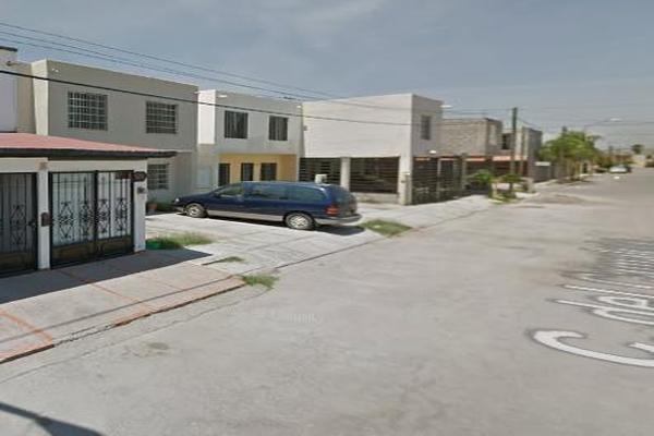 Foto de inmueble en , Col. Fraccionamiento Veredas de Santa Fe C.P. 27400, Torreón