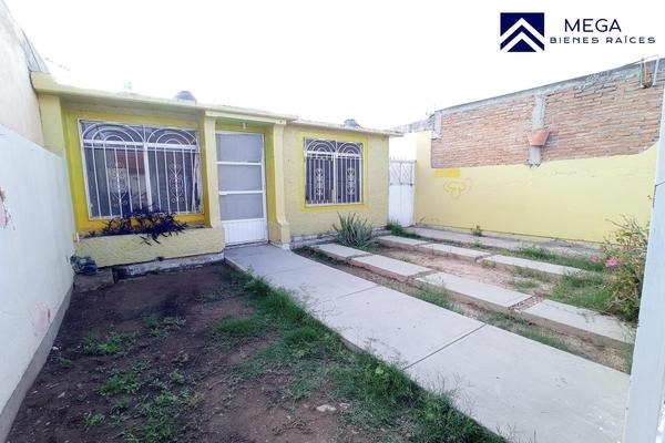 Foto de inmueble en Fracc. Villas del Sol, Col. Villas del Sol C.P. 34237, Durango
