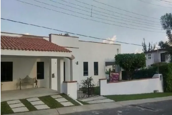 Foto de inmueble en Franboyan #12, Col. Lomas del Manantial C.P. 62793, Xochitepec