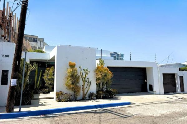 Foto de inmueble en Francia #3020, Col. Madero Sur C.P. 22046, Tijuana