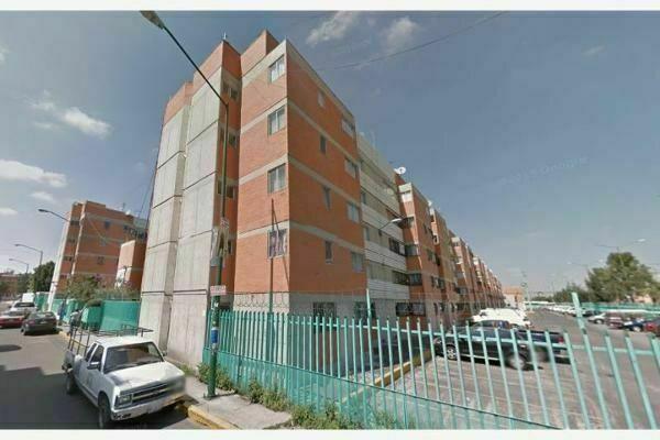 Foto de inmueble en Francisco César Morales no. 61,, Col. Santa Martha Acatitla C.P. 09510, Iztapalapa