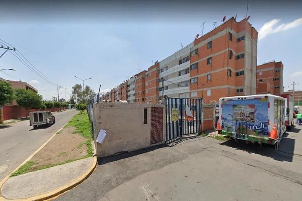 Foto de inmueble en Francisco Cesar Morales, Col. Santa Martha Acatitla C.P. 09510, Iztapalapa