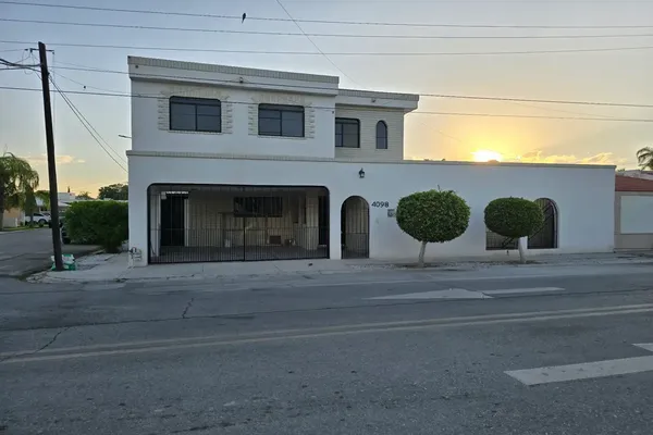 Foto de inmueble en Francisco de Figueroa #4098, Col. Residencial el Fresno C.P. 27018, Torreón