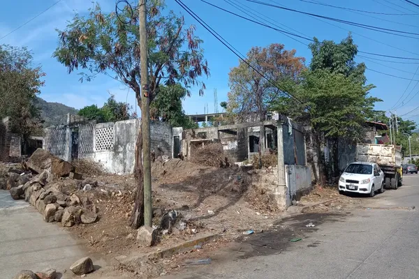 Foto de inmueble en FCO I MADERO #1, Col. La Sabana C.P. 39799, Acapulco de Juárez