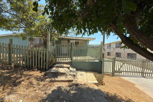 Foto de inmueble en Francisco I madero, Col. Piedras Negras C.P. 22830, Ensenada