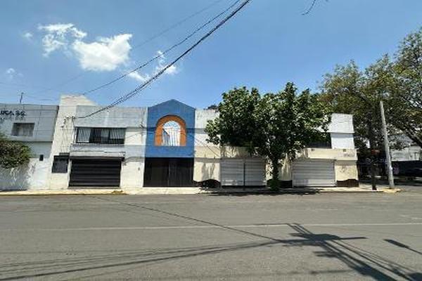 Foto de inmueble en  , Col. Francisco Murguía El Ranchito C.P. 50130, Toluca