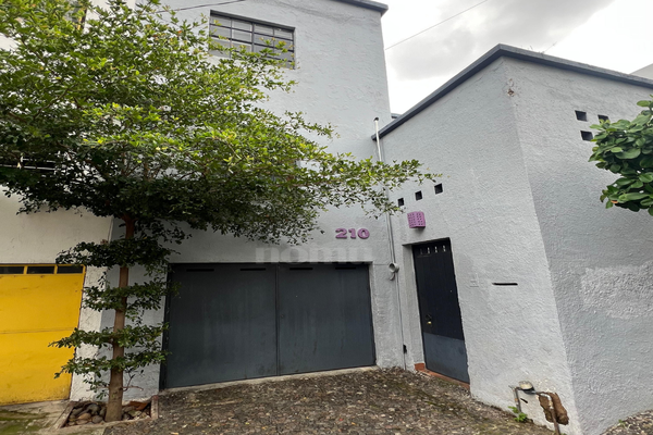 Foto de inmueble en FRAY FRANCISCO FREJES, Col. Ladrón de Guevara C.P. 44600, Guadalajara