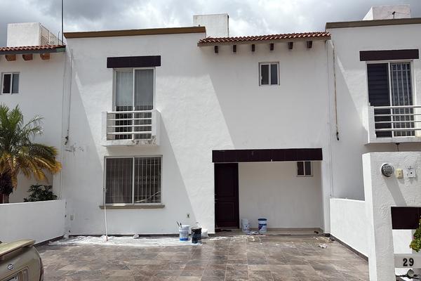Foto de inmueble en Fray Luis de León, Col. Centro Sur C.P. 76090, Querétaro