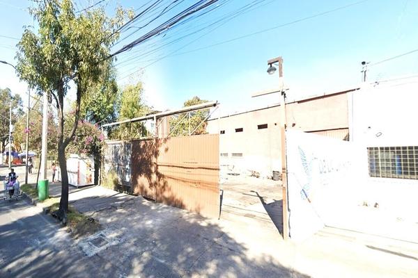 Foto de inmueble en FRESALES, Col. Granjas Coapa C.P. 14330, Tlalpan