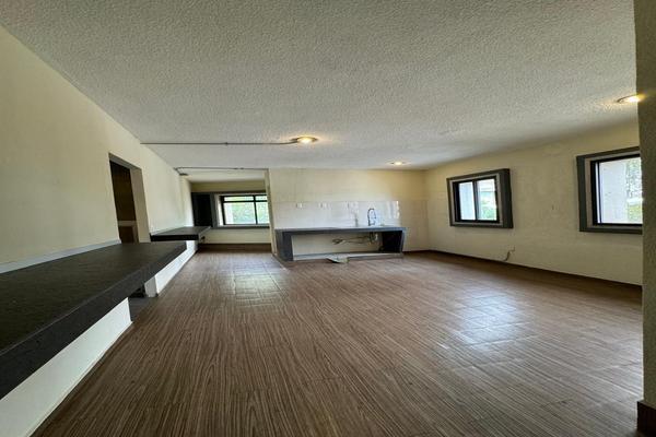 Foto de inmueble en Fresno MZ XXVI, Col. Valle de los Pinos 1ra Sección C.P. 54040, Tlalnepantla de Baz