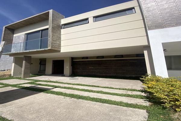 Foto de inmueble en Fuego, Col. Bosques de la Primavera C.P. 45133, Zapopan