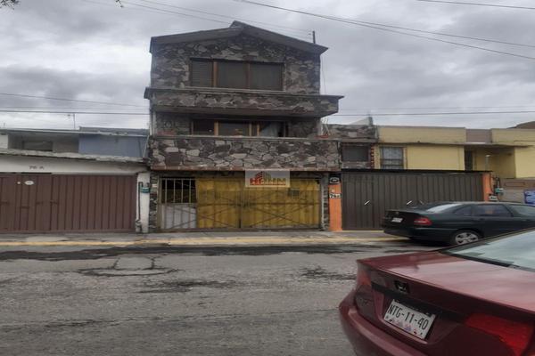 Foto de inmueble en Fuente de Cibeles, Col. Fuentes del Valle C.P. 54910, Tultitlán