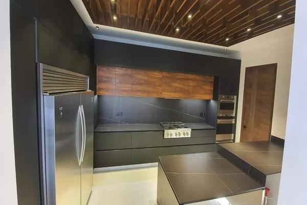 Foto de inmueble en Fuente de Diana, Col. Lomas de Tecamachalco C.P. 53950, Naucalpan de Juárez