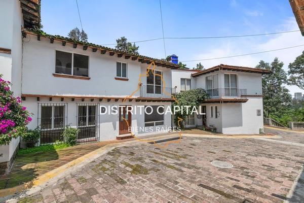 Foto de inmueble en Fuente de Guanajuato, Col. Lomas de Tecamachalco C.P. 53950, Naucalpan de Juárez