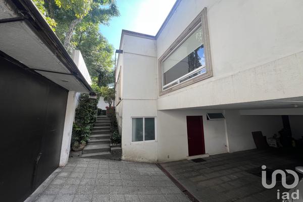 Foto de inmueble en Fuente de la Alegría #112, Col. Fuentes del Pedregal C.P. 14140, Tlalpan