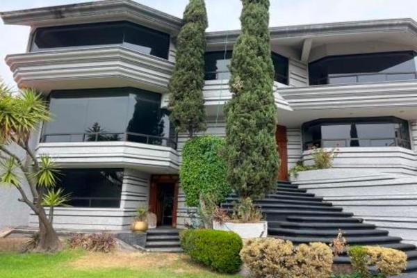 Foto de inmueble en Fuente de la Felicidad #33, Col. Fuentes del Pedregal C.P. 14140, Tlalpan