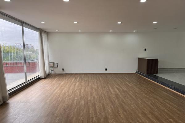 Foto de inmueble en Fuente de la huerta, Col. Lomas de Tecamachalco C.P. 53950, Naucalpan de Juárez