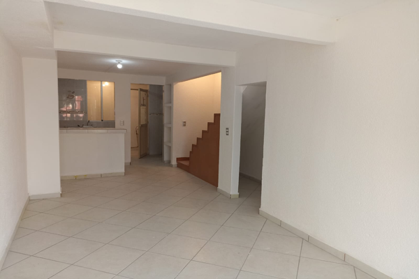 Foto de inmueble en Fuente de las Platerías Vivienda 43 Fraccionamiento fuentes San José, Nicolás Romero c.p54466, Col. Fuentes de San José C.P. 54466, Nicolás Romero