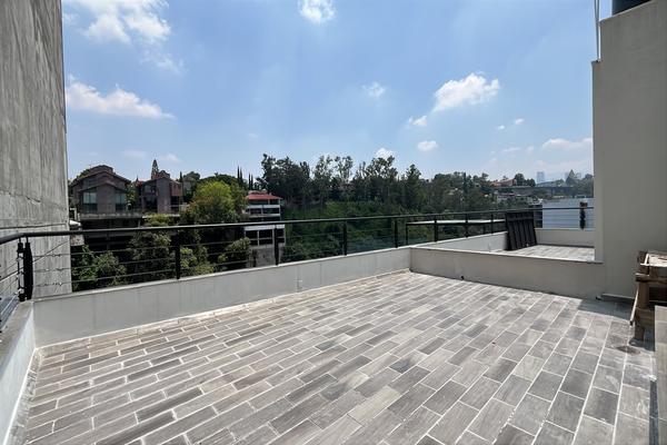 Foto de inmueble en Fuente de Pirámides, Col. Lomas de Tecamachalco C.P. 53950, Naucalpan de Juárez