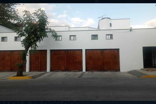 Foto de inmueble en FUENTES DE LA LUNA, Col. Fuentes del Pedregal C.P. 14140, Tlalpan