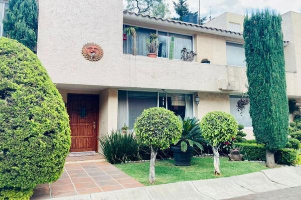 Foto de inmueble en  , Col. Fuentes de Tepepan C.P. 14643, Tlalpan