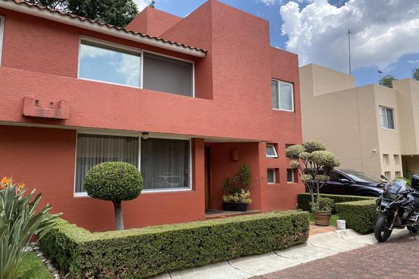 Foto de inmueble en  , Col. Fuentes de Tepepan C.P. 14643, Tlalpan