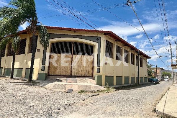 Foto de inmueble en Galeana, Col. San Miguel Cuyutlan C.P. 45660, Tlajomulco de Zúñiga