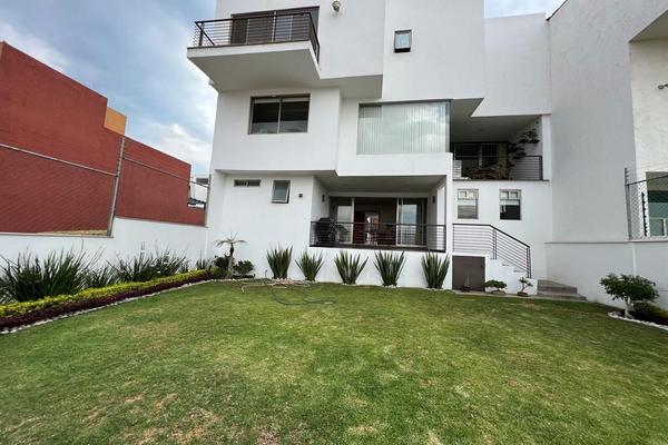 Foto de inmueble en General Miguel Miramón, Col. Lomas Verdes 6a Sección C.P. 53126, Naucalpan de Juárez