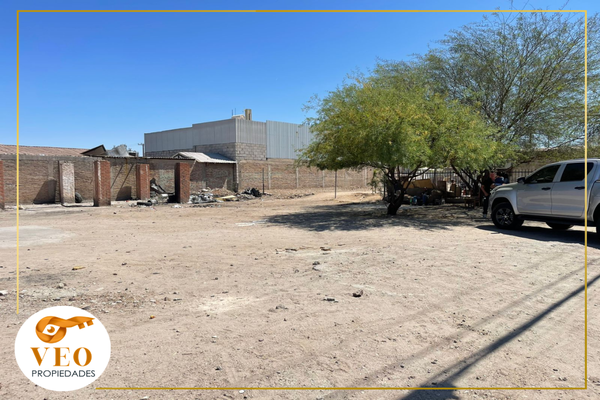Foto de inmueble en General Tomás Pantoja, Col. Pedro Moreno C.P. 21320, Mexicali