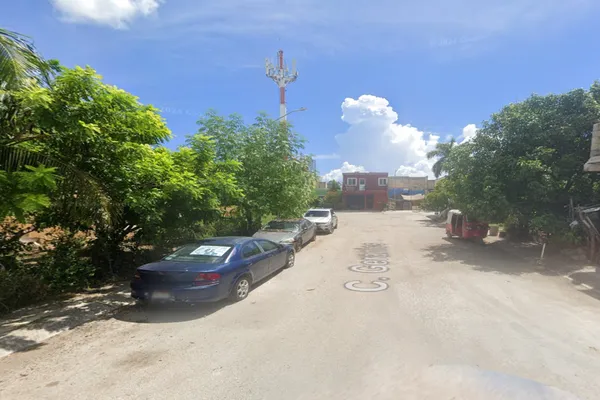Foto de inmueble en GERANIOS #52, Col. Misión Las Flores C.P. 77723, Solidaridad