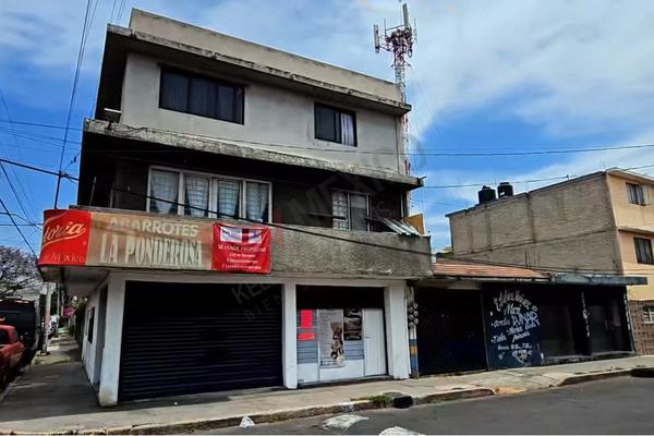 Foto de inmueble en Gilberto Valenzuela Lt.16 Mz.15 #16, Col. Jacarandas C.P. 09280, Iztapalapa