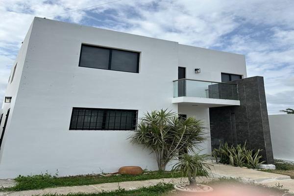 Foto de inmueble en ., Col. Girasoles de Opichen C.P. 97249, Mérida
