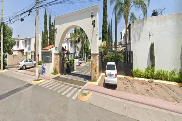 Foto de inmueble en GONZALEZ GALLO #000, Col. Geovillas Los Olivos C.P. 45601, San Pedro Tlaquepaque